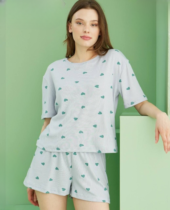 Short sleeve heart pajama